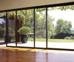 Slimline Aluminium Sliding Door Rs 750/sq.ft